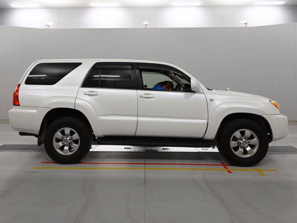 TOYOTA HILUX SURF