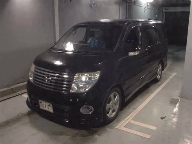 NISSAN ELGRAND