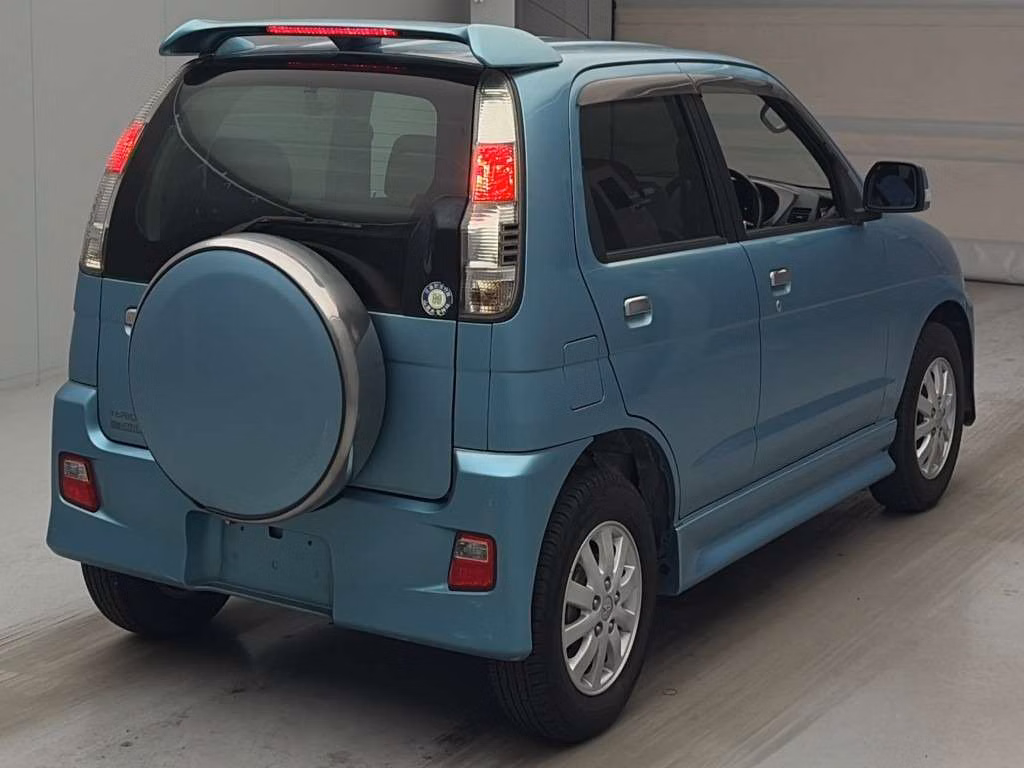 DAIHATSU TERIOS KID