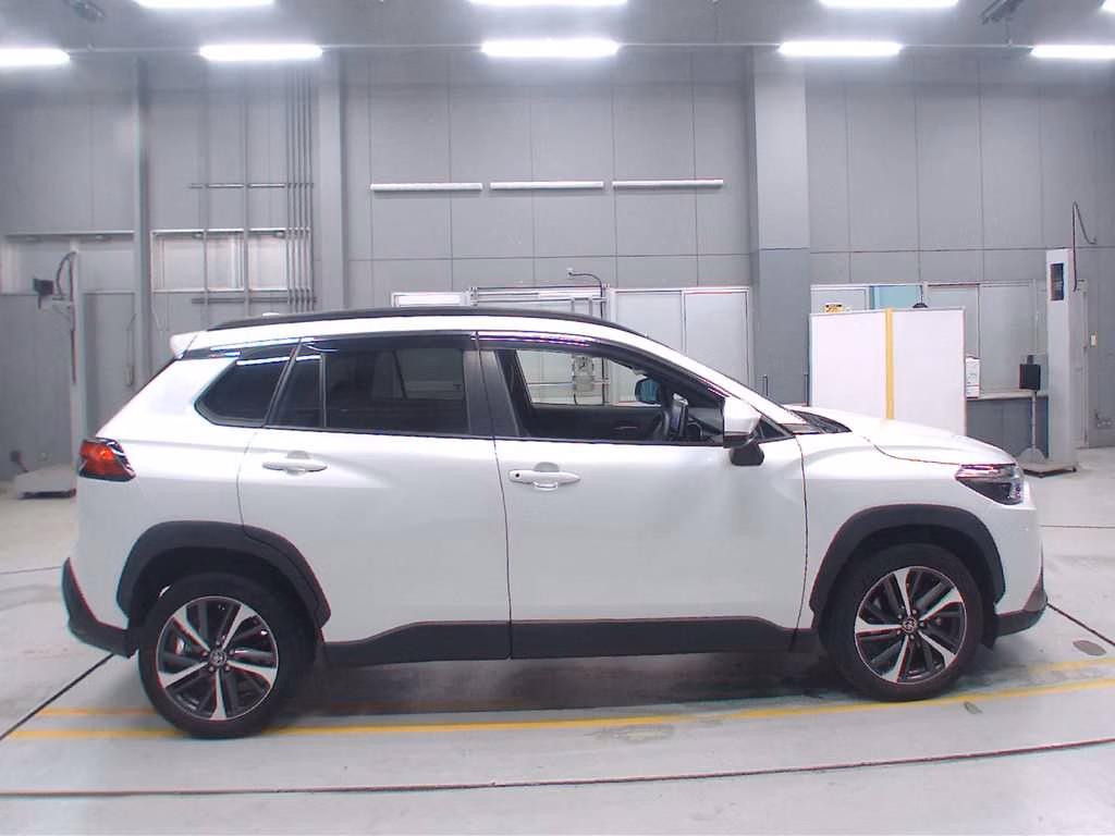 TOYOTA COROLLA CROSS