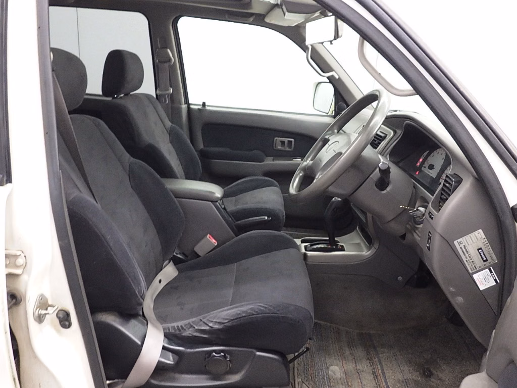 TOYOTA HILUX SURF