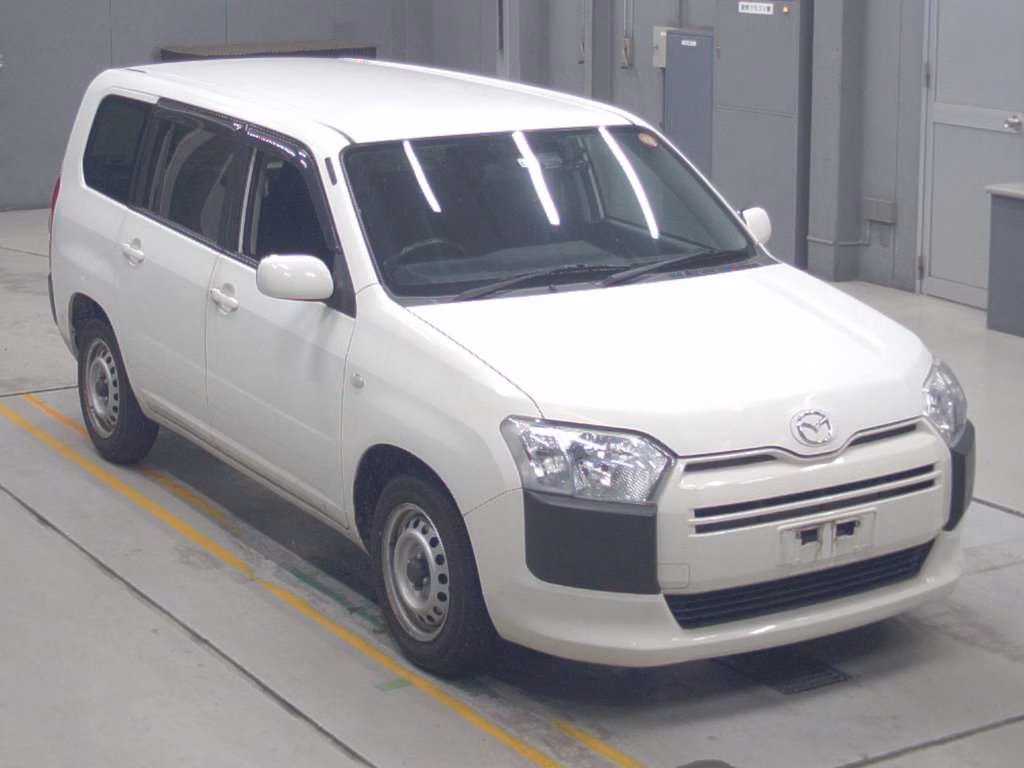 MAZDA FAMILIA