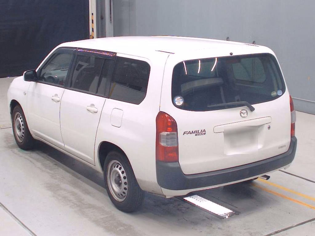 MAZDA FAMILIA