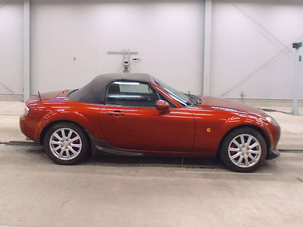 MAZDA ROADSTER