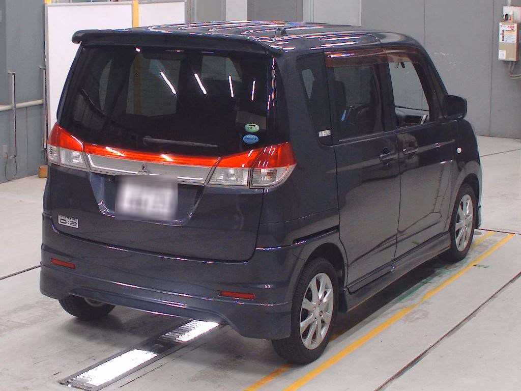MITSUBISHI DELICA D:2