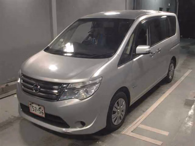 NISSAN SERENA