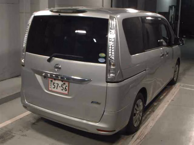 NISSAN SERENA