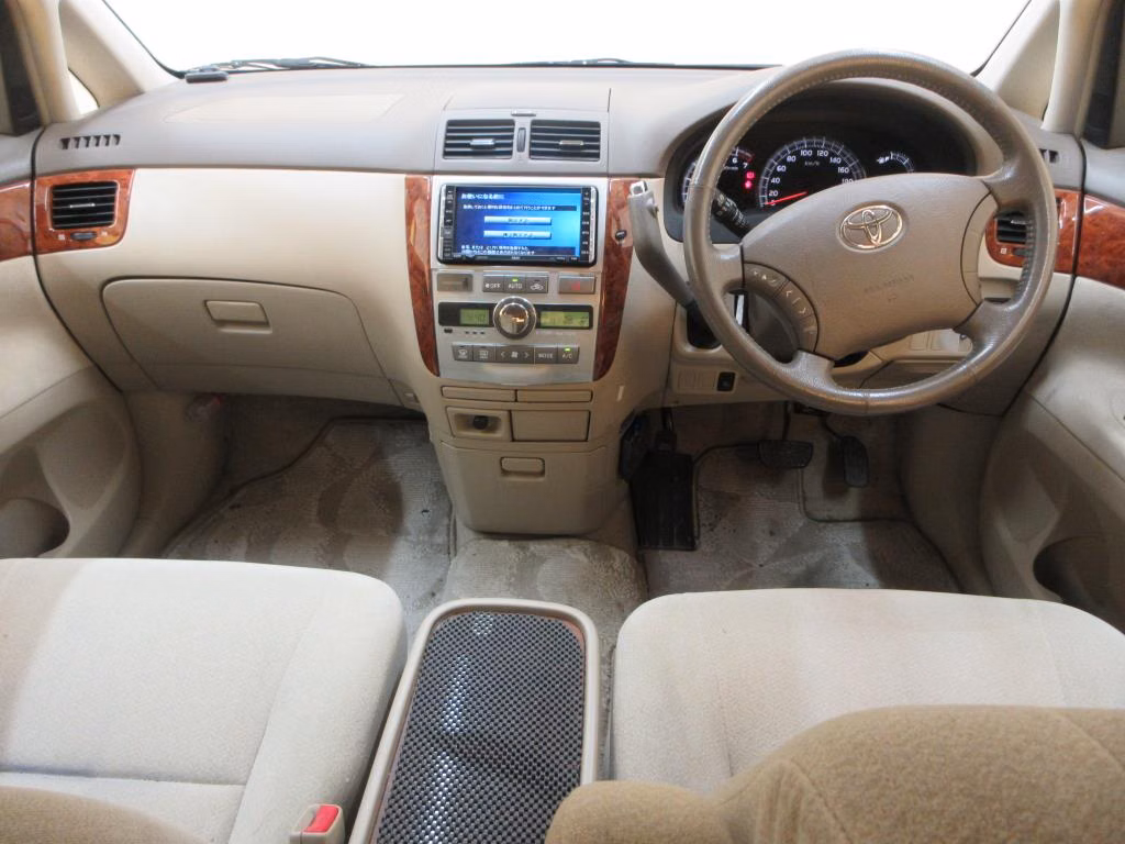 TOYOTA IPSUM