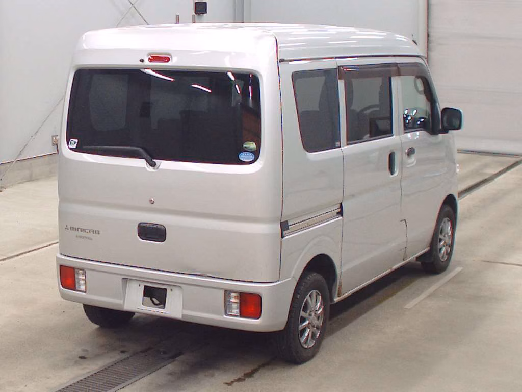 MITSUBISHI MINICAB