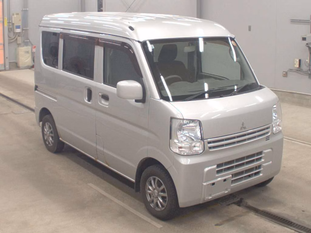 MITSUBISHI MINICAB