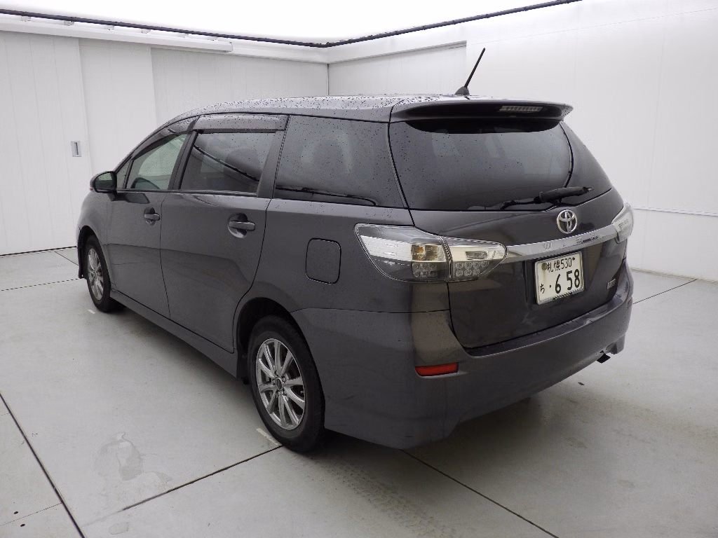 TOYOTA WISH