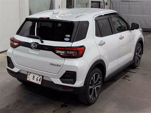 DAIHATSU ROCKY