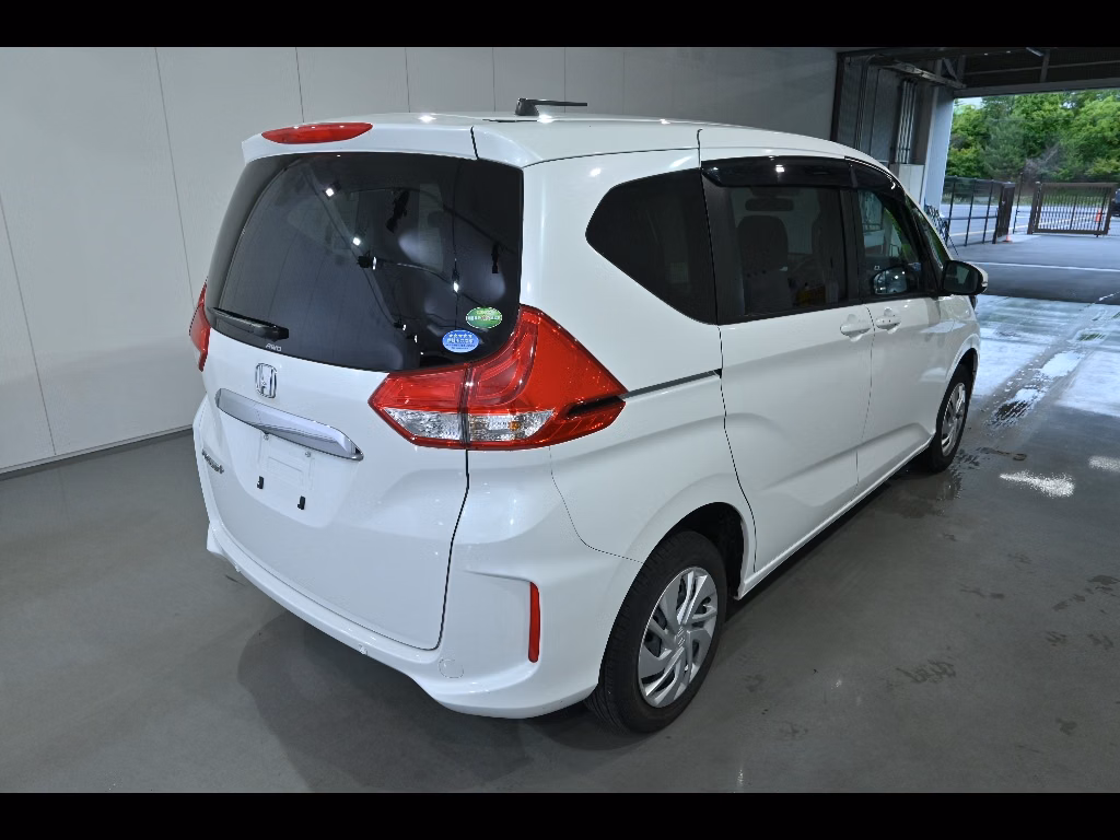 HONDA FREED+