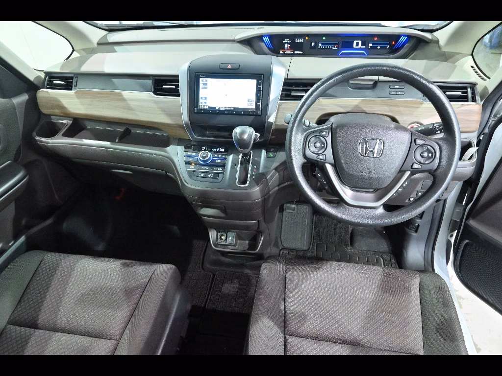 HONDA FREED+