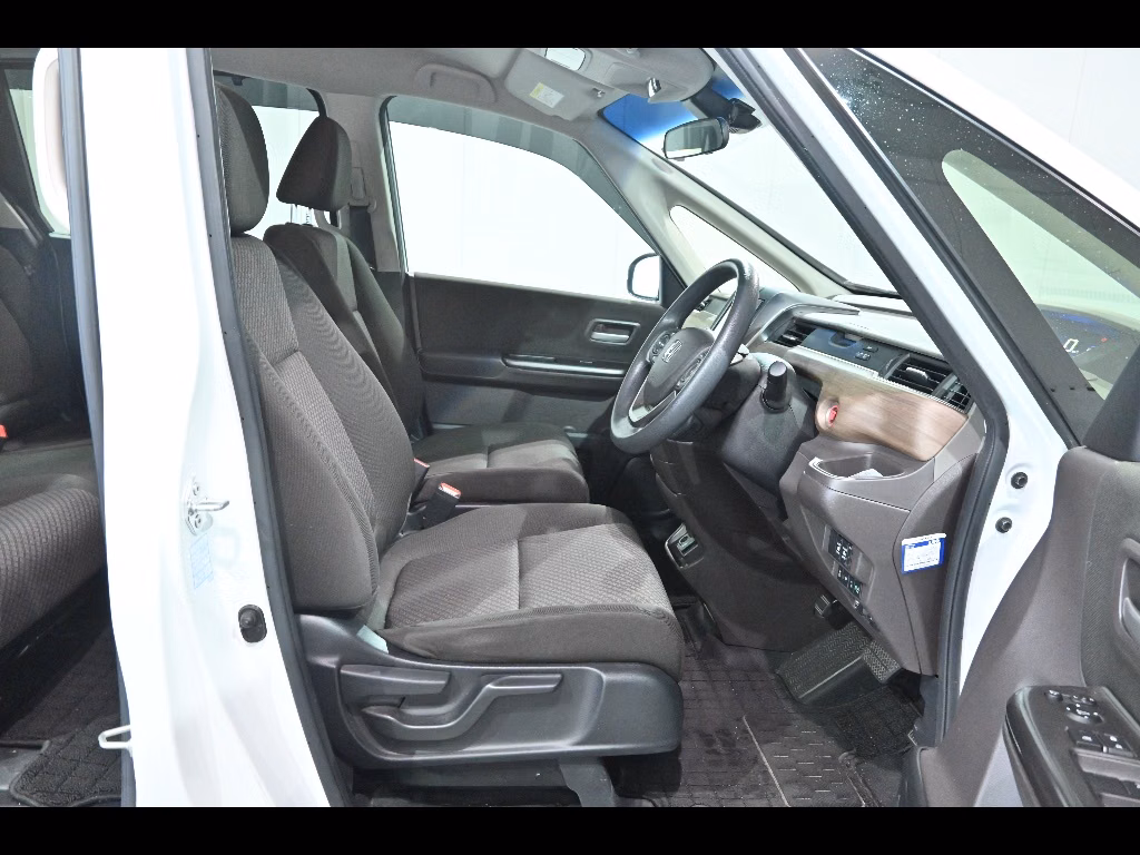 HONDA FREED+