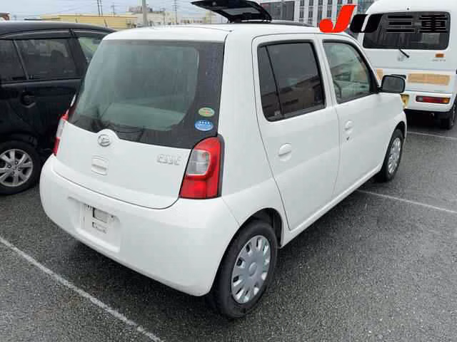 DAIHATSU ESSE