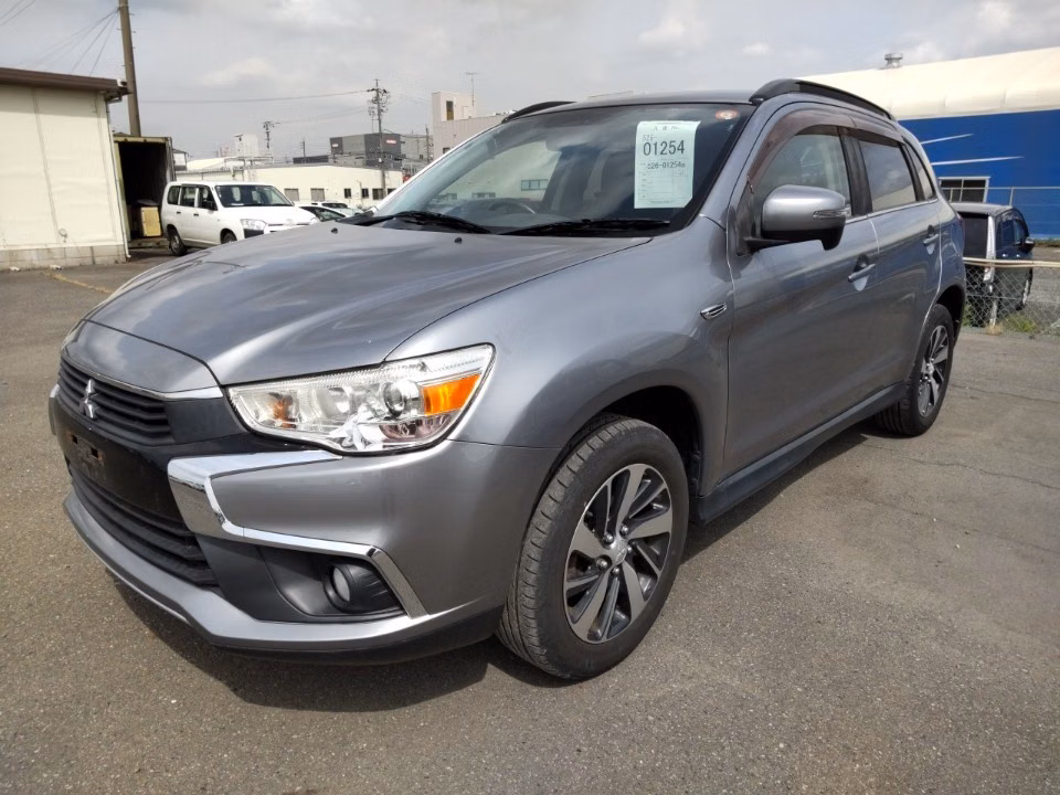 MITSUBISHI RVR
