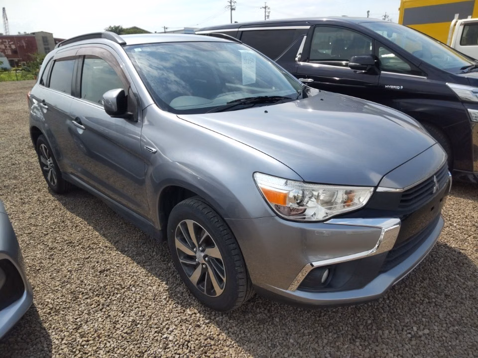 MITSUBISHI RVR