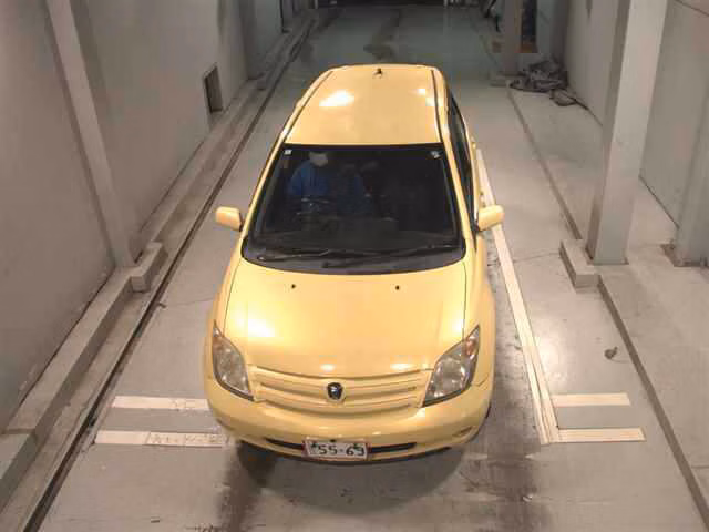 TOYOTA IST