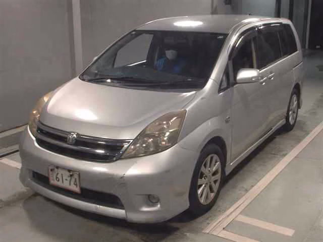 TOYOTA ISIS