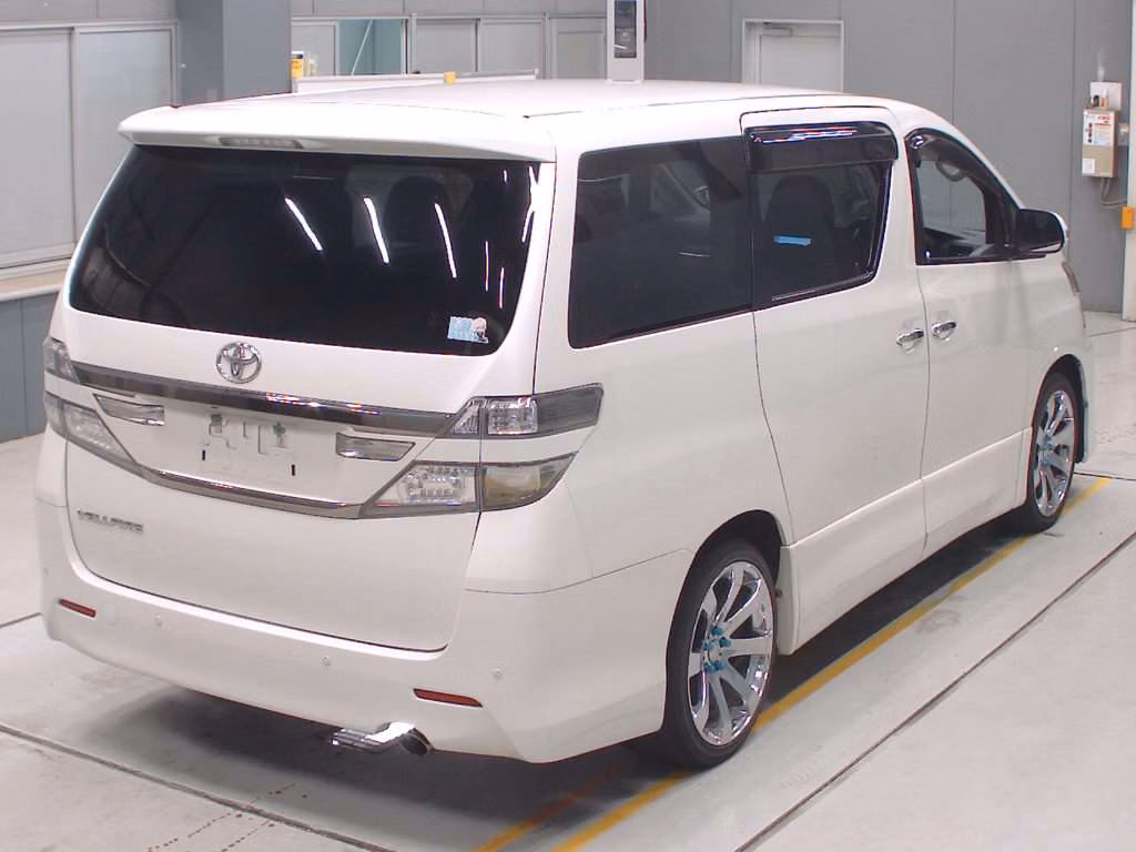 TOYOTA VELLFIRE
