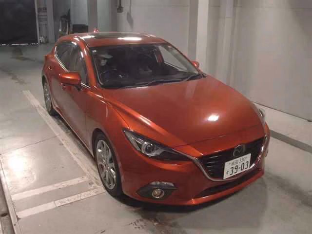 MAZDA AXELA