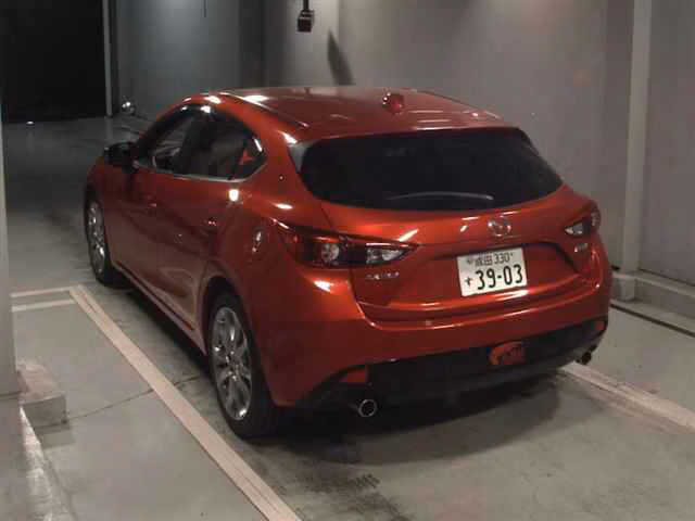 MAZDA AXELA