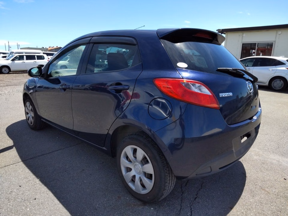 MAZDA DEMIO