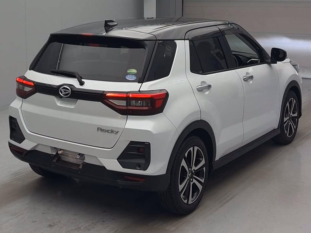 DAIHATSU ROCKY