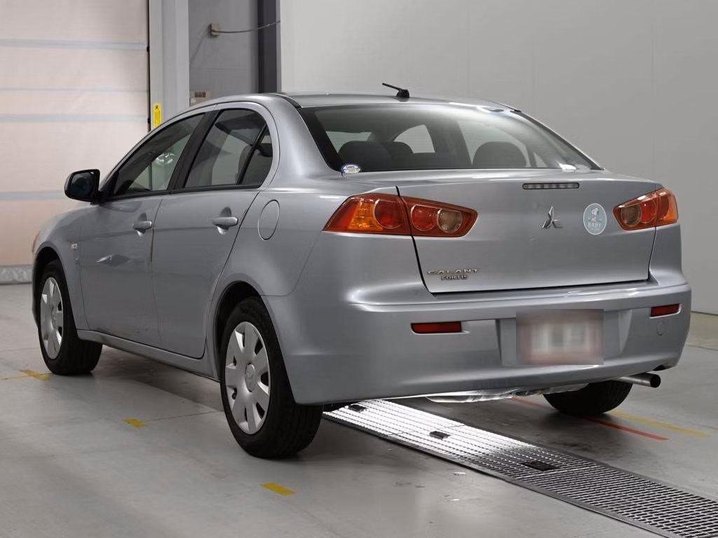 MITSUBISHI GALANT FORTIS