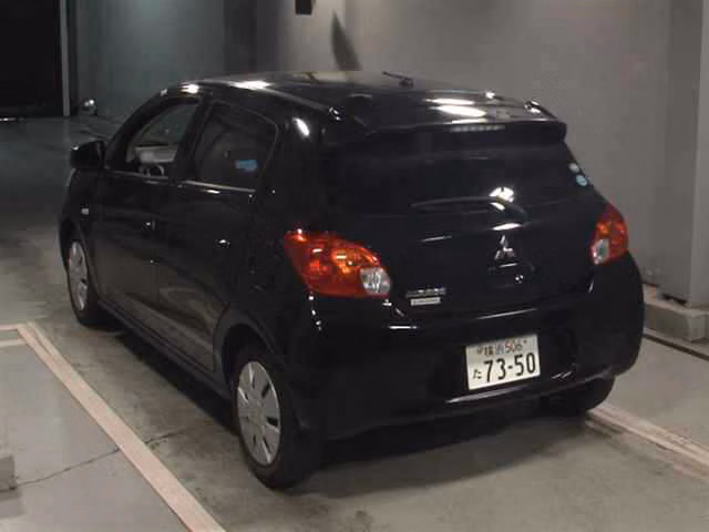 MITSUBISHI MIRAGE