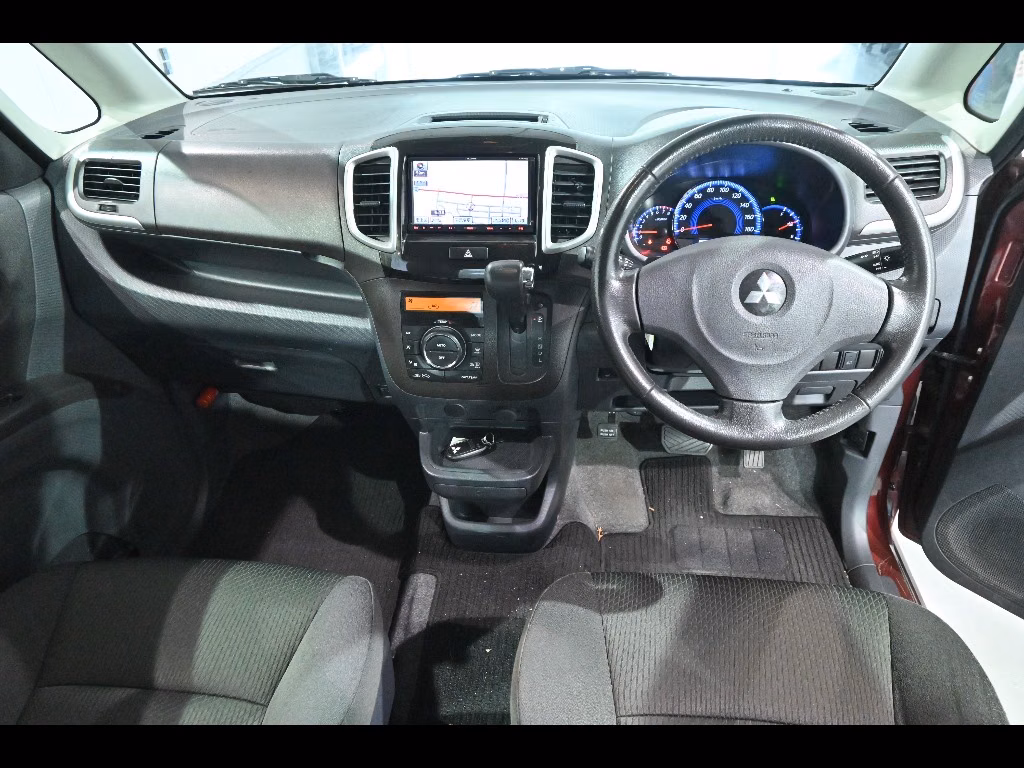 MITSUBISHI DELICA D:2