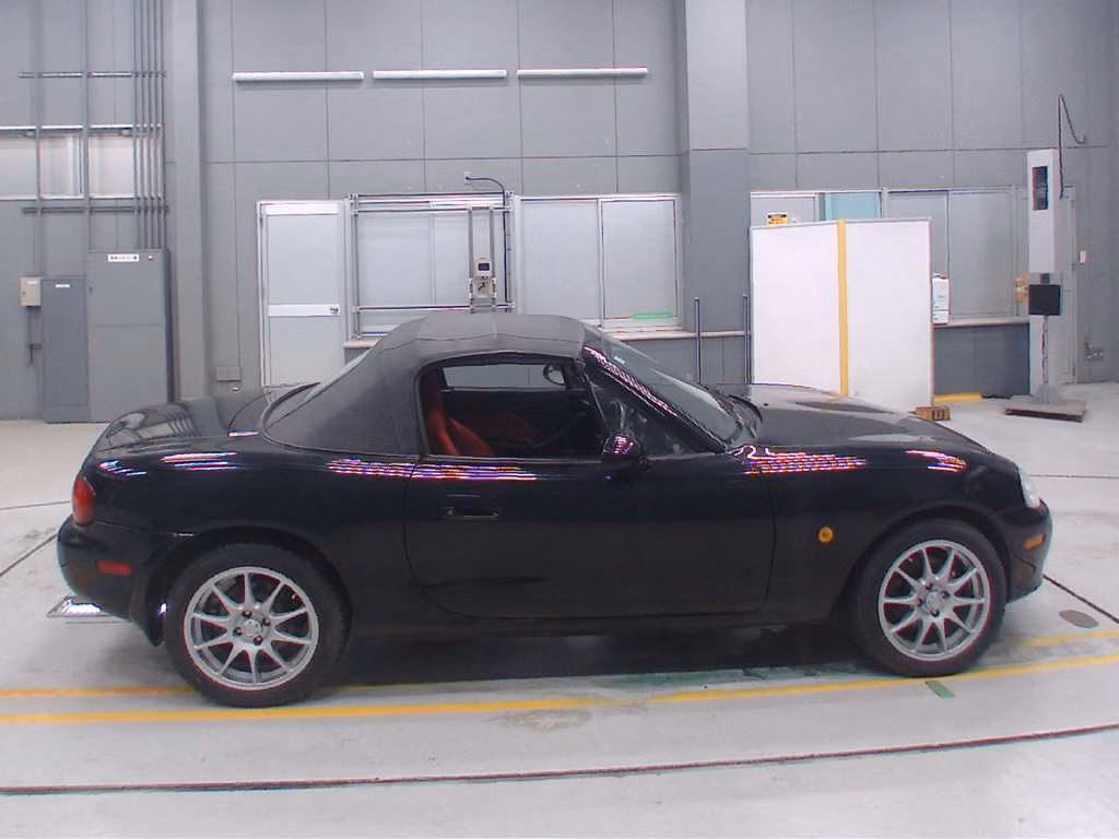 MAZDA ROADSTER