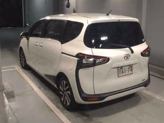 TOYOTA SIENTA