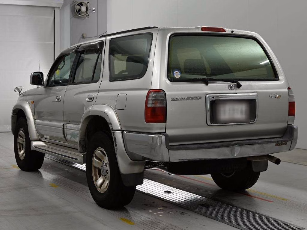 TOYOTA HILUX SURF