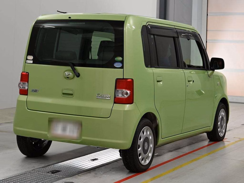 DAIHATSU MOVE CONTE