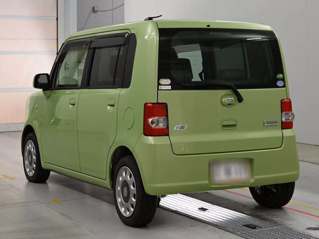DAIHATSU MOVE CONTE