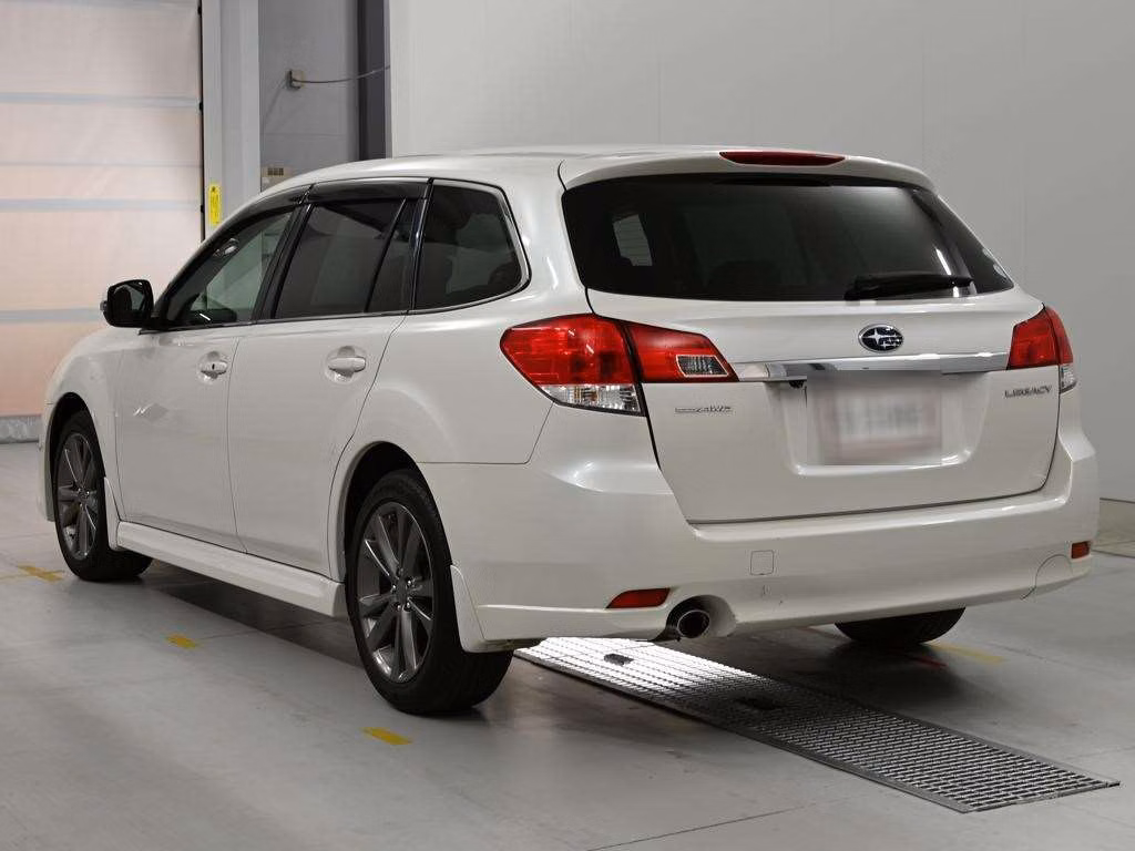 SUBARU LEGACY