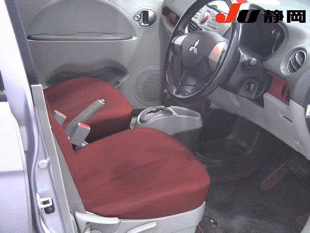 MITSUBISHI I
