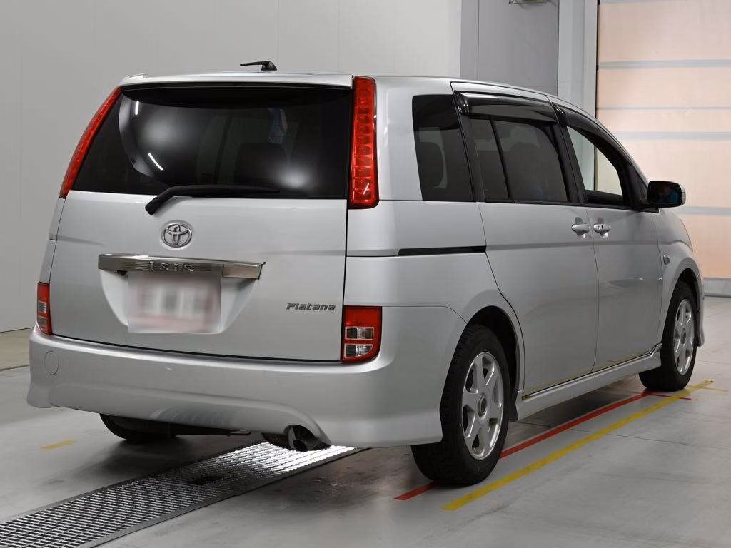 TOYOTA ISIS