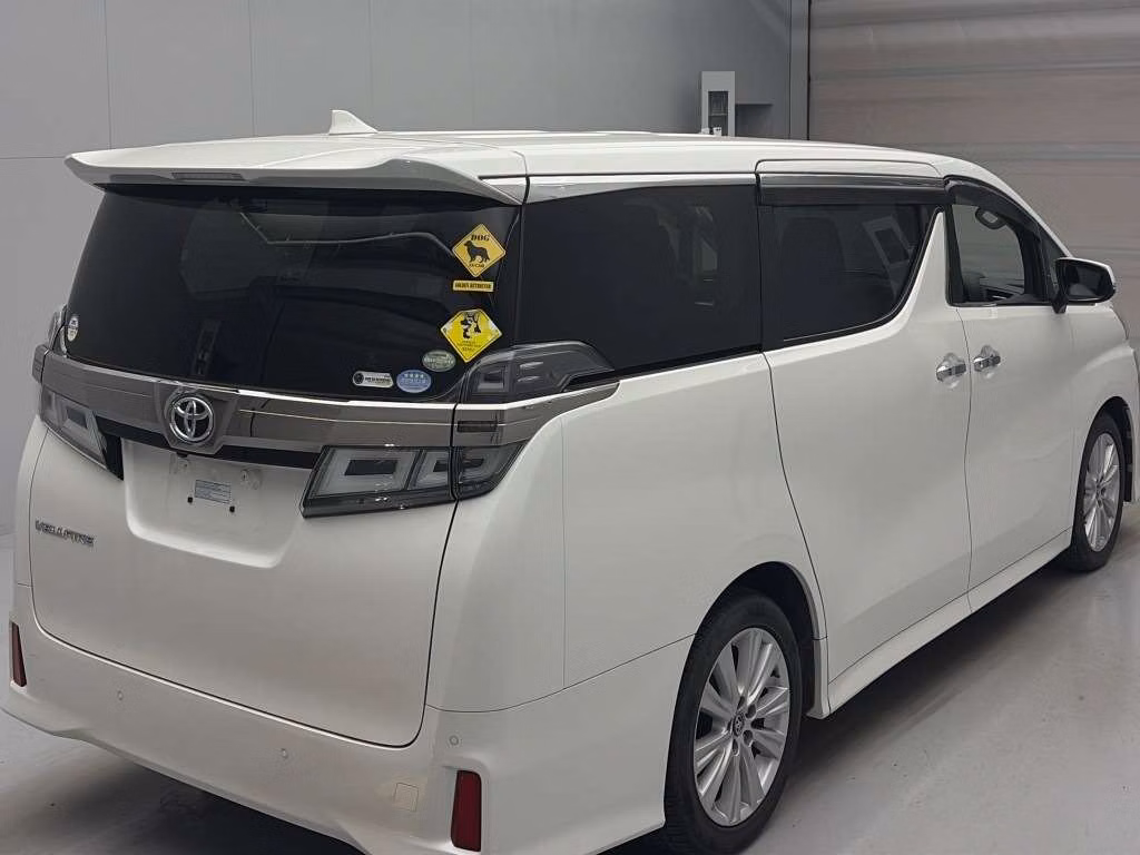 TOYOTA VELLFIRE