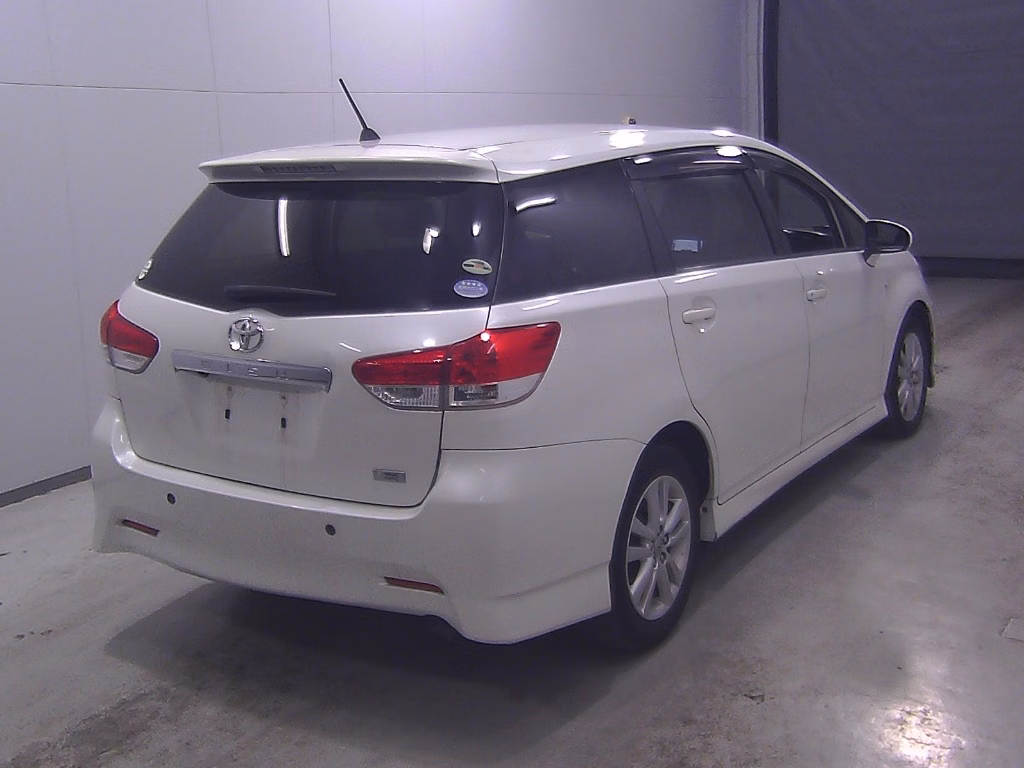 TOYOTA WISH