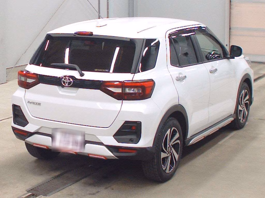TOYOTA RAIZE