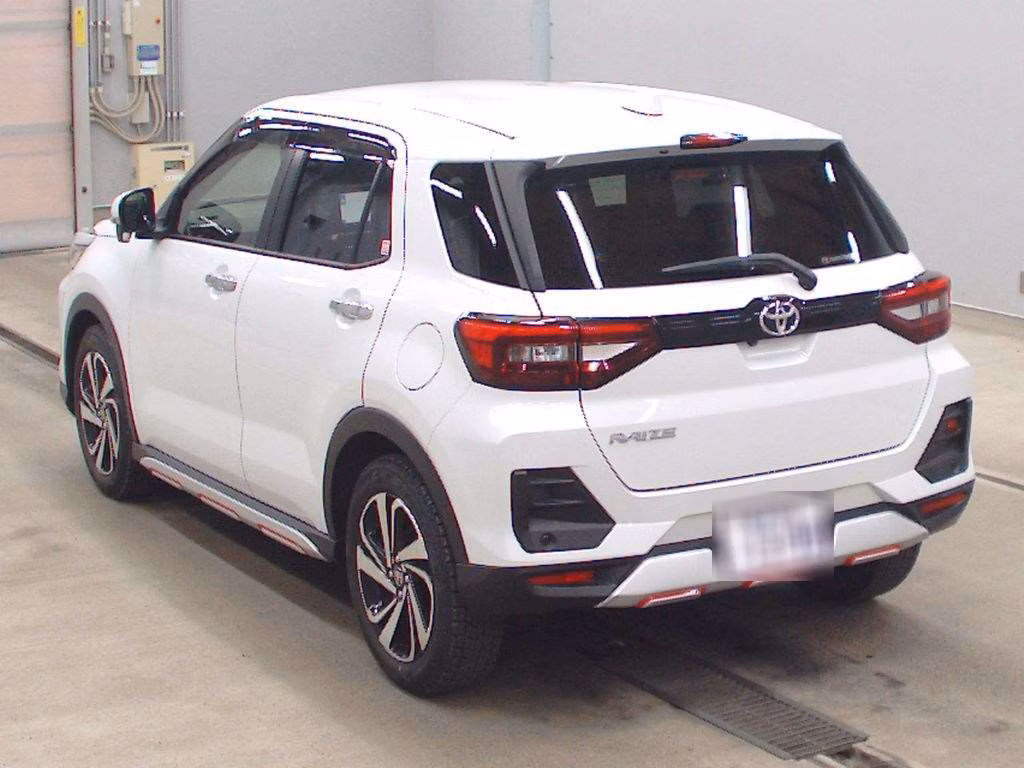 TOYOTA RAIZE