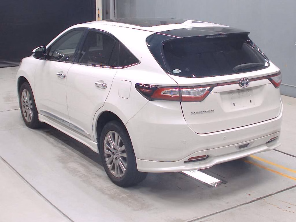 TOYOTA HARRIER