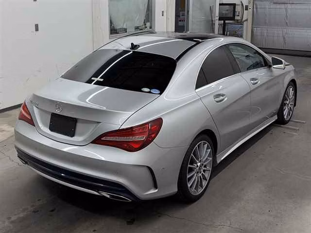 MERCEDES-BENZ CLA-CLASS