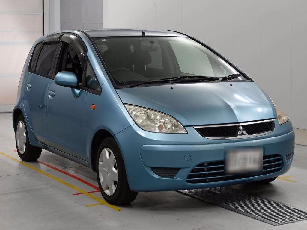MITSUBISHI COLT
