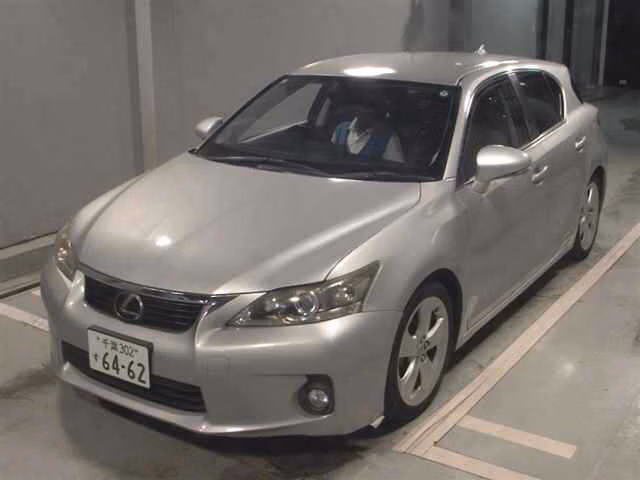 LEXUS CT200H