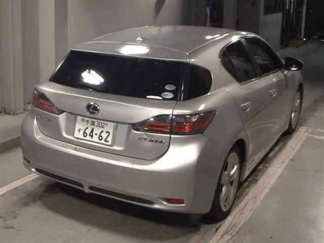 LEXUS CT200H