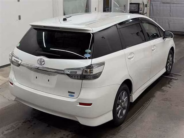 TOYOTA WISH